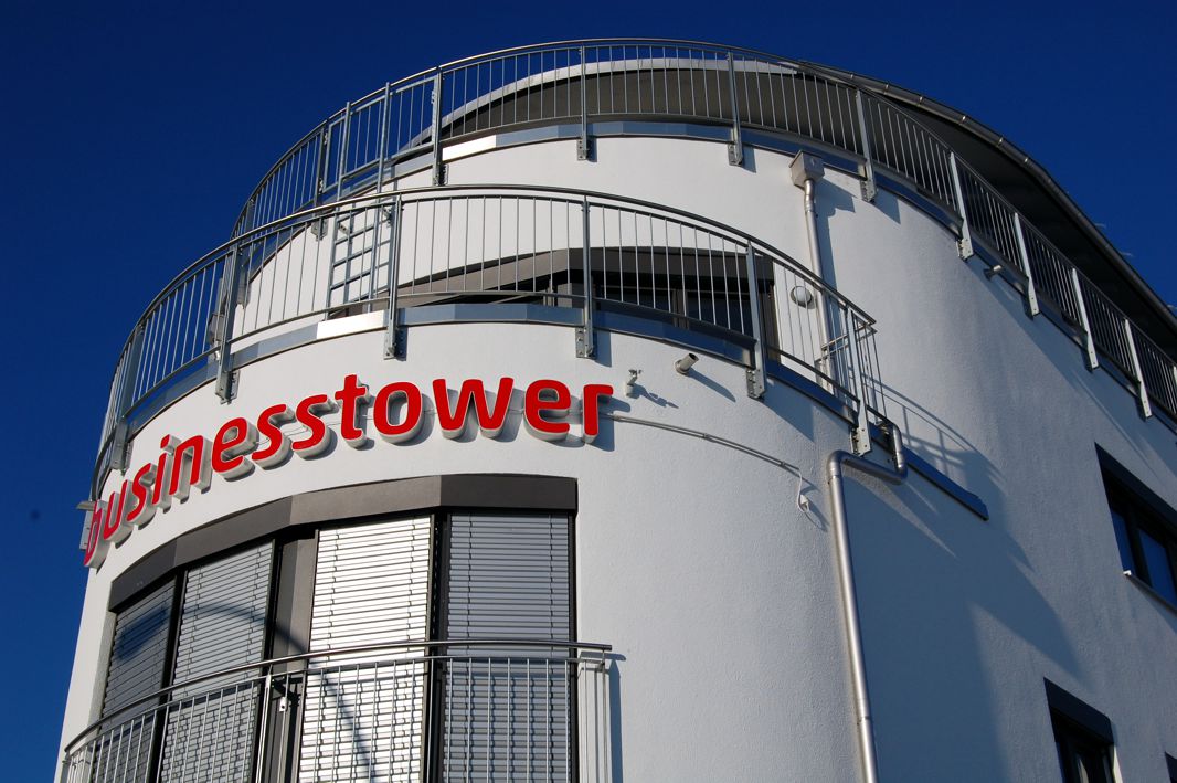 businesstower aussen fertig